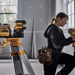 DeWalt DCLE34520G 20V MAX 5-Spot Green Line Laser Kit -Best Tool Shop image 0060c23e 741a 48e0 9bfa 9122e3b3d66d