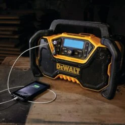DeWalt DCR028B 12V/20V MAX Bluetooth Cordless Jobsite Radio -Best Tool Shop image 39957996 e231 4579 9448 cdc0a2b288ee