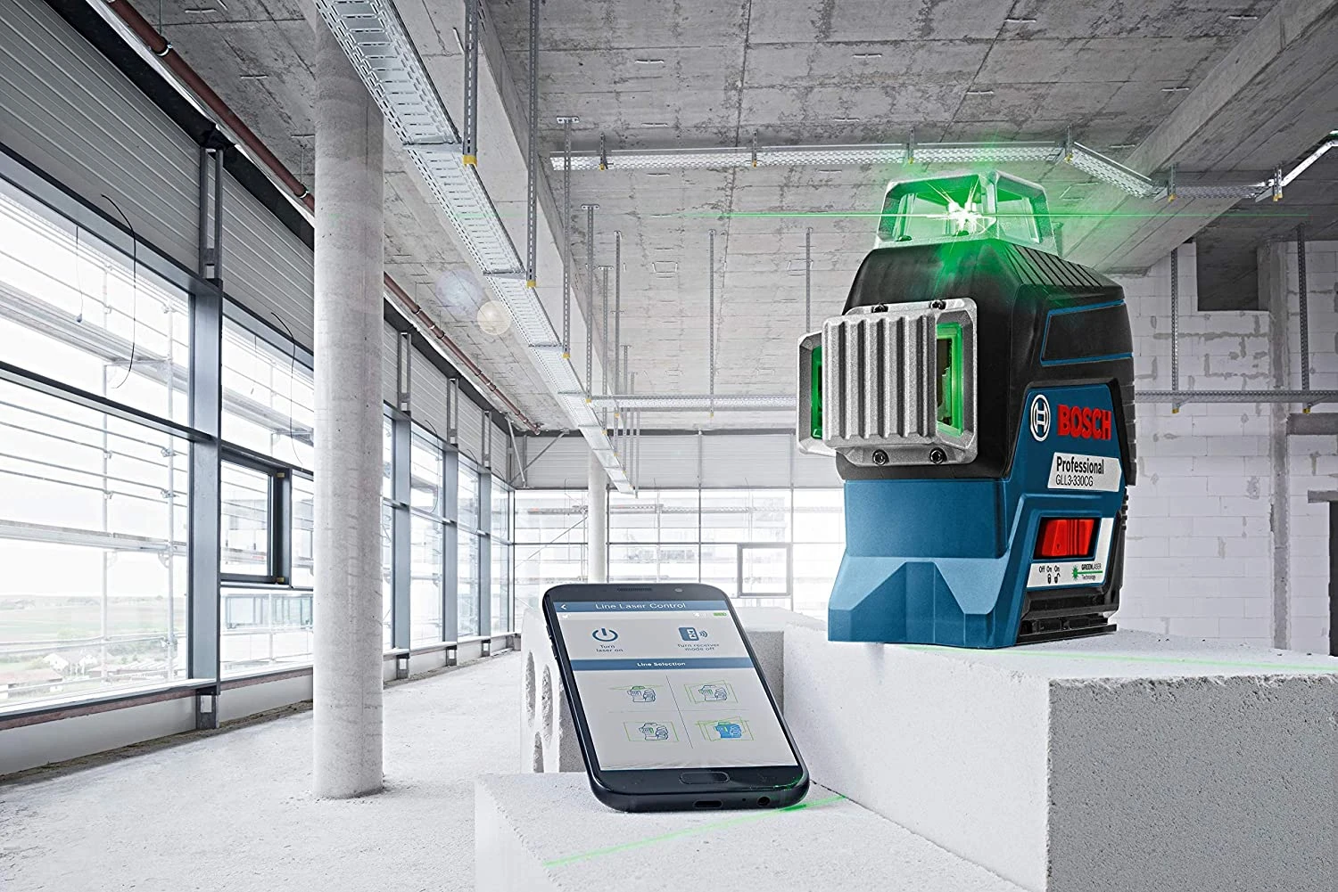 Bosch GLL3-330CG 12V Max Green Line Laser Kit 7 Bosch GLL3-330CG 12V Max Green Line Laser Kit - Image 5