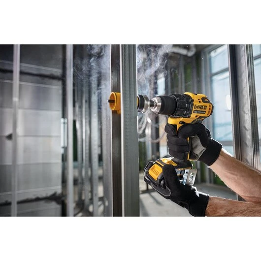 DeWalt DCD708C2 ATOMIC 20V MAX Brushless Compact 1/2" Drill/Driver Kit 7 DeWalt DCD708C2 ATOMIC 20V MAX Brushless Compact 1/2" Drill/Driver Kit - Image 5