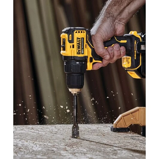 DeWalt DCD708C2 ATOMIC 20V MAX Brushless Compact 1/2" Drill/Driver Kit 5 DeWalt DCD708C2 ATOMIC 20V MAX Brushless Compact 1/2" Drill/Driver Kit - Image 3